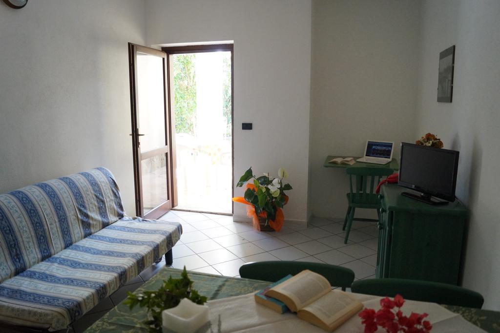 Appartamento Gli Ontani Cala Liberotto Camera foto