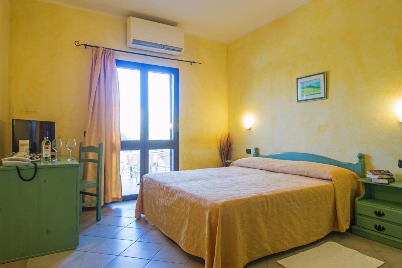 Appartamento Gli Ontani Cala Liberotto Esterno foto